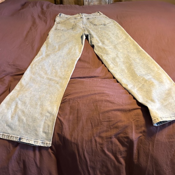 Jeans - Picture 4 of 5